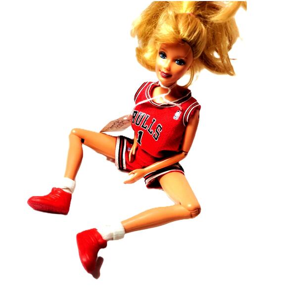 1998 NBA Chicago Bulls Basketball Barbie Mattel No. 20692 - Picture 6 of 9